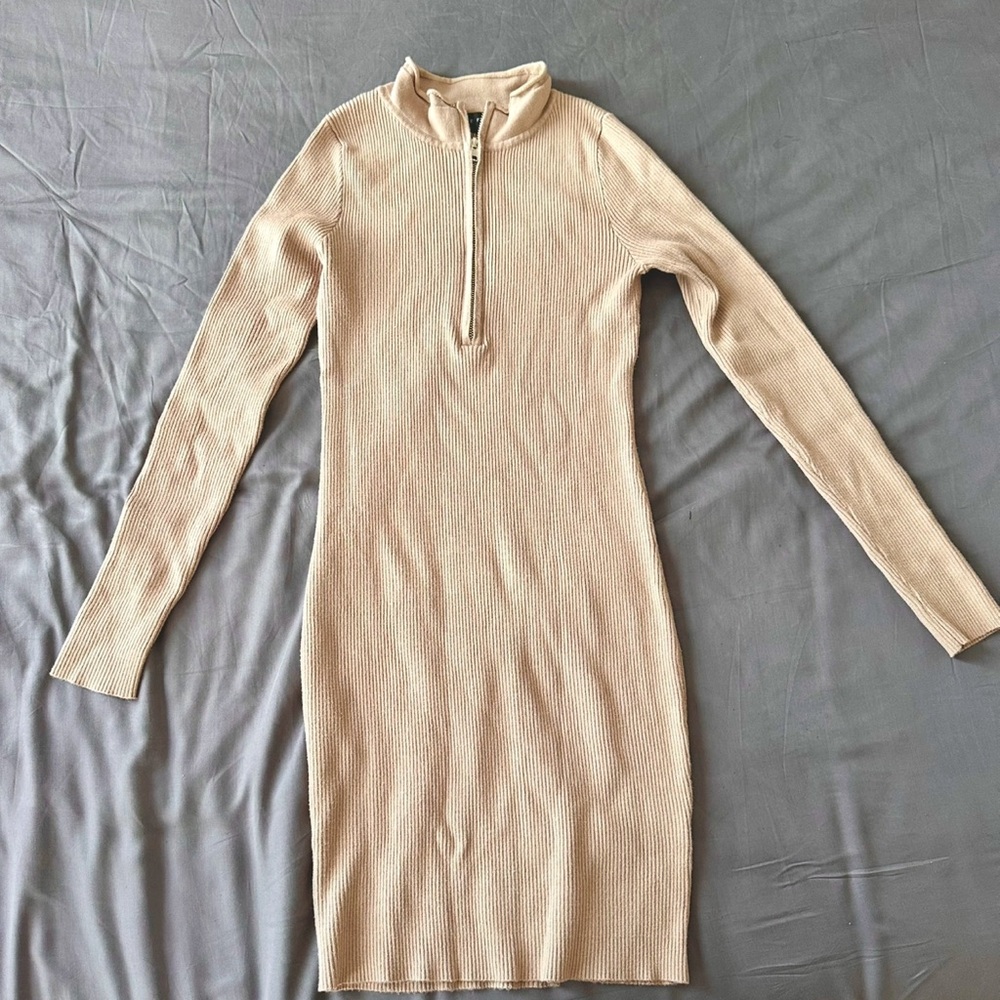 ♥️ White Fox Boutique zip detail ribbed sweater dress